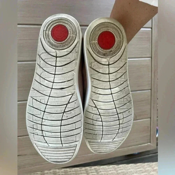 FITFLOP SLIP-ON LEATHER SNEAKER IN Sz 7.5 - Picture 4 of 7